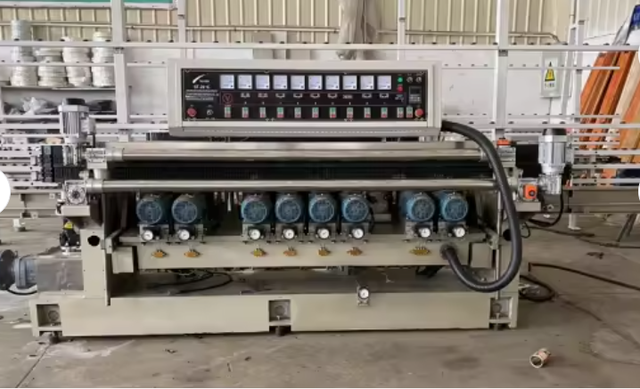 Vacuum glass insulation heater